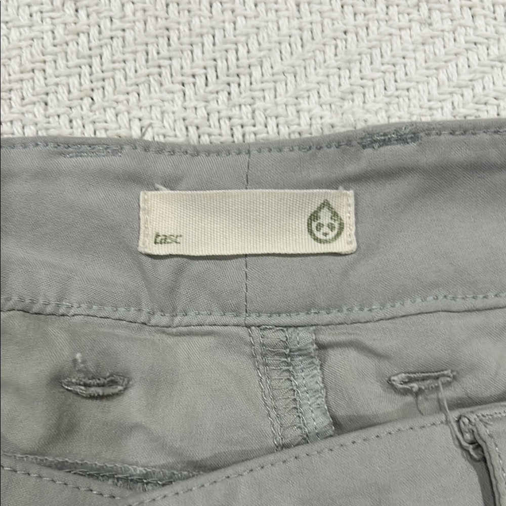 Flat Front Gray Knee-Length Shorts - Picture 2 of 4